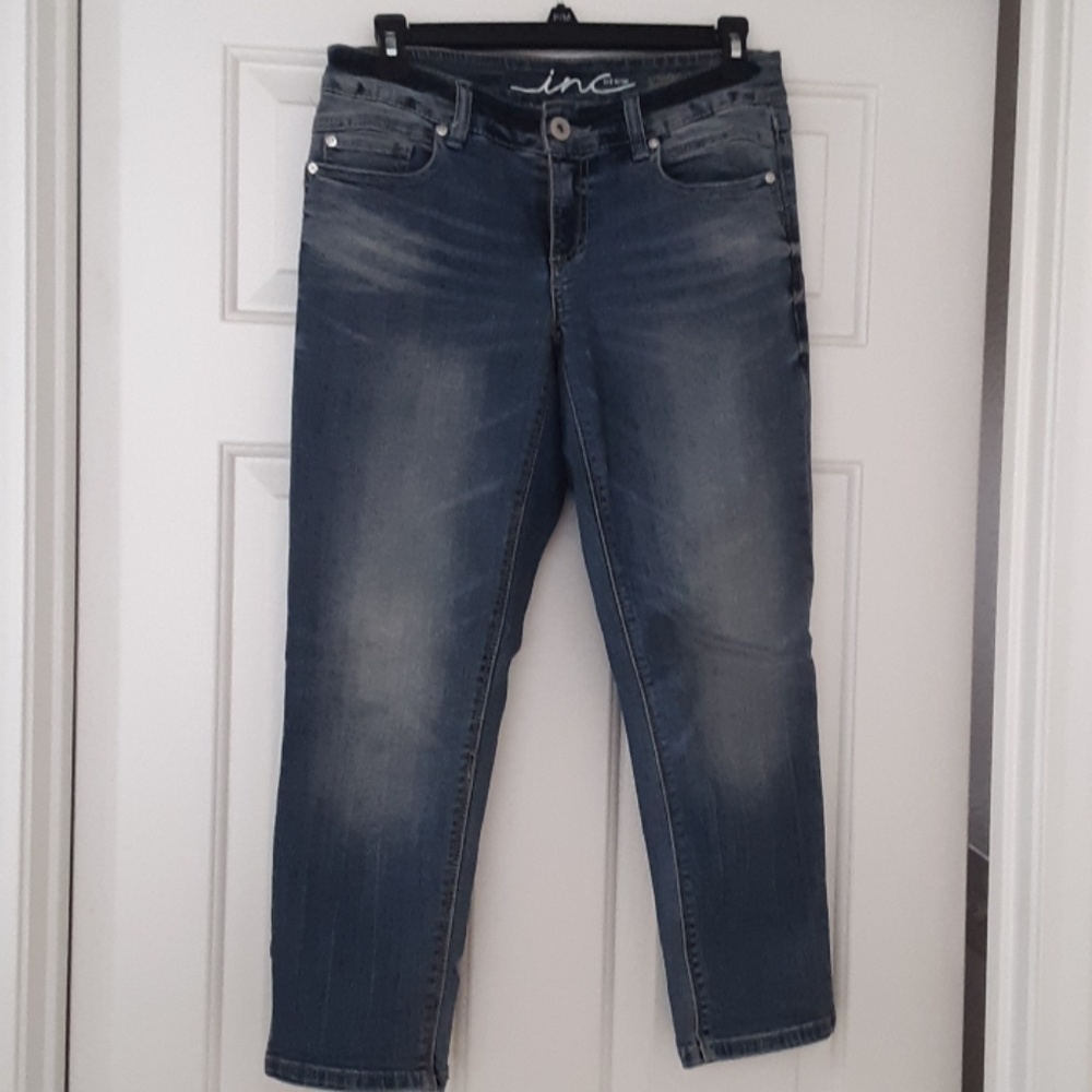 INC Cropped Jeans
